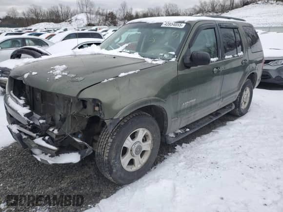 2002 Ford Explorer with VIN 1FMZU75EX2UB59396, listed as a Copart auction lot 43934055 with 228,617 mi miles and Salvage title. Bid and sale history available at DreamBid. Image 1.