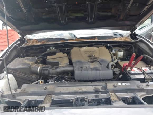 2019 Toyota Tacoma SR5 с VIN 3TMAZ5CN5KM095489, выставлен на аукционе IAAI как лот 42634067 с пробегом 37 078 миль миль и . История ставок и продаж доступна на DreamBid. Изображение 10.