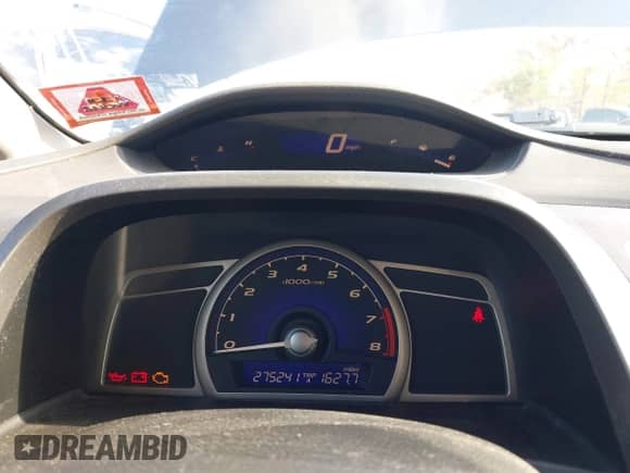 2009 Honda Civic с VIN 19XFA15989E022935, выставлен на аукционе IAAI как лот 43592752 с пробегом 275 241 миль миль и . История ставок и продаж доступна на DreamBid. Изображение 7.