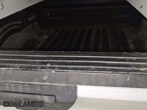 2019 Ford F-150 XL with VIN 1FTEX1EP6KKE99861, listed as a IAAI auction lot 43552263 with 195,197 mi miles and . Bid and sale history available at DreamBid. Image 25.