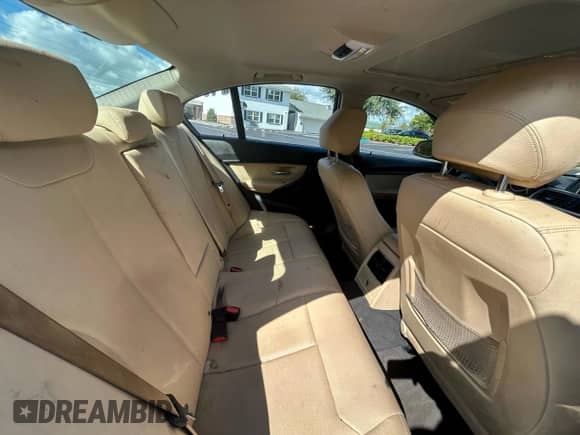 2017 BMW 3 Series 320i with VIN WBA8E1G53HNU12873, listed as a Copart auction lot 90667215 with 151,373 mi miles and Clean title. Bid and sale history available at DreamBid. Image 6.