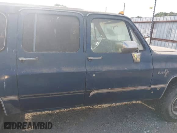 1984 Chevrolet Suburban с VIN 1G8EK16L4EF128702, выставлен на аукционе IAAI как лот 42747425 с пробегом 36 959 миль миль и . История ставок и продаж доступна на DreamBid. Изображение 15.