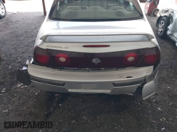 2000 Chevrolet Impala LS z VIN 2G1WH55K7Y9103274, wystawiony jako IAAI lot #42509513 z przebiegiem 129 978 mil mil oraz . Historia ofert i sprzedaży dostępna na DreamBid. Obrazek 6.