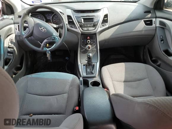 2014 Hyundai Elantra SE с VIN 5NPDH4AE0EH456960, выставлен на аукционе Copart как лот 89921415 с пробегом 95 959 миль миль и Списание • Salvage title. История ставок и продаж доступна на DreamBid. Изображение 8.