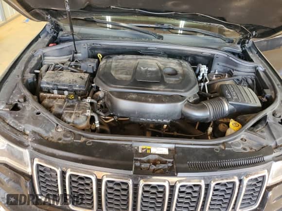 2019 Jeep Grand Cherokee Limited z VIN 1C4RJFBG0KC611598, wystawiony jako Copart lot #81547545 z przebiegiem 123 876 mil mil oraz Szkoda całkowita • Salvage title. Historia ofert i sprzedaży dostępna na DreamBid. Obrazek 12.