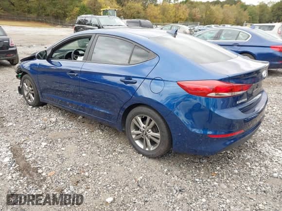 2017 Hyundai Elantra SE z VIN 5NPD84LF1HH182730, wystawiony jako IAAI lot #43590086 z przebiegiem 118 726 mil mil oraz . Historia ofert i sprzedaży dostępna na DreamBid. Obrazek 3.