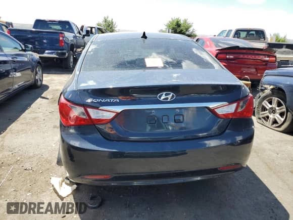 2011 Hyundai Sonata GLS z VIN 5NPEB4AC4BH160940, wystawiony jako Copart lot #57378584 z przebiegiem 123 151 mil mil oraz Szkoda całkowita • Salvage title. Historia ofert i sprzedaży dostępna na DreamBid. Obrazek 6.