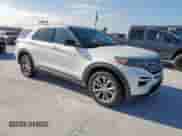 2021 Ford Explorer Limited z VIN 1FMSK7FH6MGC13875, wystawiony jako Copart lot #62504965 z przebiegiem 21 744 mil mil oraz Czysty tytuł • Clean title. Historia ofert i sprzedaży dostępna na DreamBid. Obrazek 4.