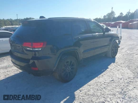 2018 Jeep Grand Cherokee Laredo E с VIN 1C4RJEAG0JC168721, выставлен на аукционе IAAI как лот 41162675 с пробегом 191 820 миль миль и . История ставок и продаж доступна на DreamBid. Изображение 4.