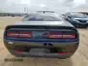 2019 Dodge Challenger R/T Scat Pack z VIN 2C3CDZFJ9KH679677, wystawiony jako Copart lot #63262875 z przebiegiem 56 863 mil mil oraz Szkoda całkowita • Salvage title. Historia ofert i sprzedaży dostępna na DreamBid. Obrazek 6.
