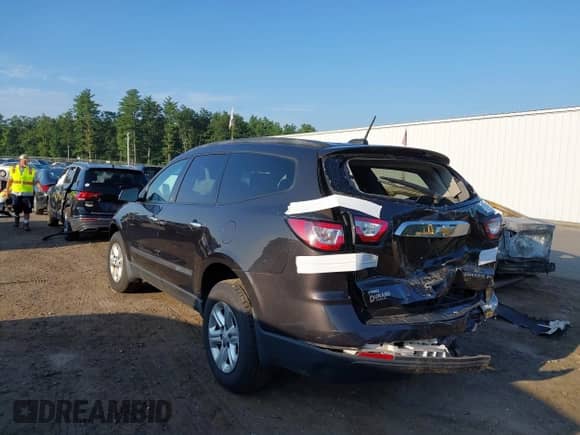 2016 Chevrolet Traverse LS с VIN 1GNKVFKD5GJ131479, выставлен на аукционе IAAI как лот 42848592 с пробегом 110 161 миль миль и . История ставок и продаж доступна на DreamBid. Изображение 3.