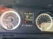 2016 Ram 1500 SLT z VIN 1C6RR6GT0GS256967, wystawiony jako Copart lot #82214395 z przebiegiem 404 194 mil mil oraz Czysty tytuł • Clean title. Historia ofert i sprzedaży dostępna na DreamBid. Obrazek 9.