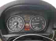 2009 BMW 3 Series 328i с VIN WBAPH77539NM27137, выставлен на аукционе Copart как лот 86623085 с пробегом 151 175 миль миль и Списание • Salvage title. История ставок и продаж доступна на DreamBid. Изображение 9.