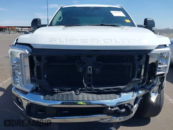 2023 Ford F-250 XL с VIN 1FT7W2BT2PEE13065, выставлен на аукционе IAAI как лот 42499481 с пробегом 21 948 миль миль и . История ставок и продаж доступна на DreamBid. Изображение 13.