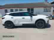 2022 Chevrolet Blazer LT с VIN 3GNKBDRS6NS147946, выставлен на аукционе IAAI как лот 42022497 с пробегом 50 608 миль миль и . История ставок и продаж доступна на DreamBid. Изображение 13.