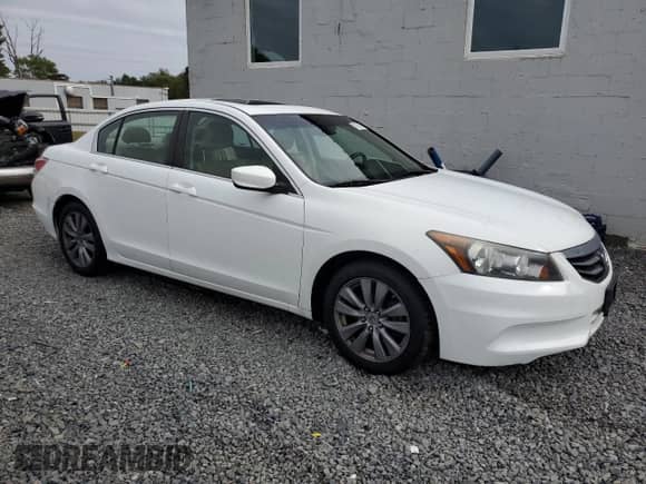 2011 Honda Accord EX-L с VIN 1HGCP2F84BA020008, выставлен на аукционе Copart как лот 81195175 с пробегом 117 861 миль миль и Списание • Salvage title. История ставок и продаж доступна на DreamBid. Изображение 4.