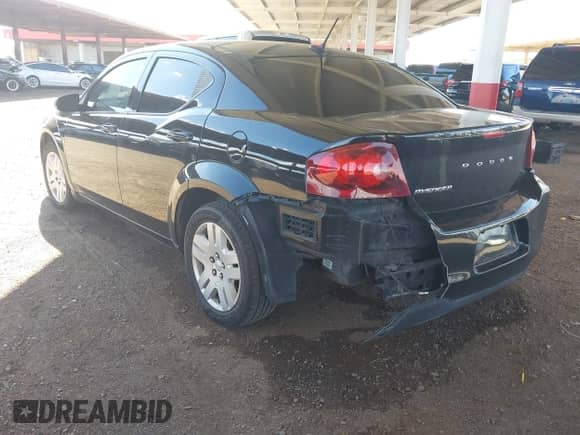 2013 Dodge Avenger SE z VIN 1C3CDZAB1DN756181, wystawiony jako IAAI lot #43178733 z przebiegiem 140 576 mil mil oraz . Historia ofert i sprzedaży dostępna na DreamBid. Obrazek 3.