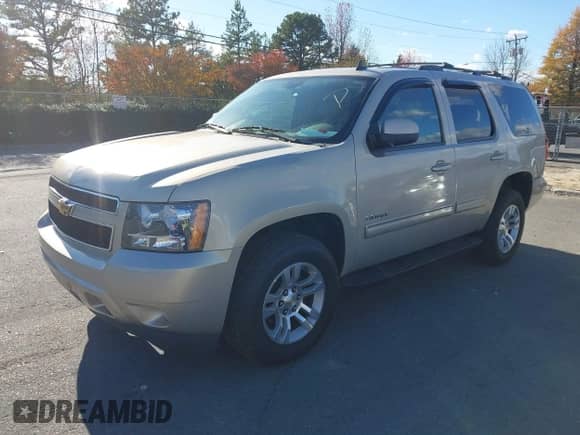 2010 Chevrolet Tahoe LT с VIN 1GNUKBE05AR179818, выставлен на аукционе IAAI как лот 40829951 с пробегом 207 666 миль миль и . История ставок и продаж доступна на DreamBid. Изображение 2.