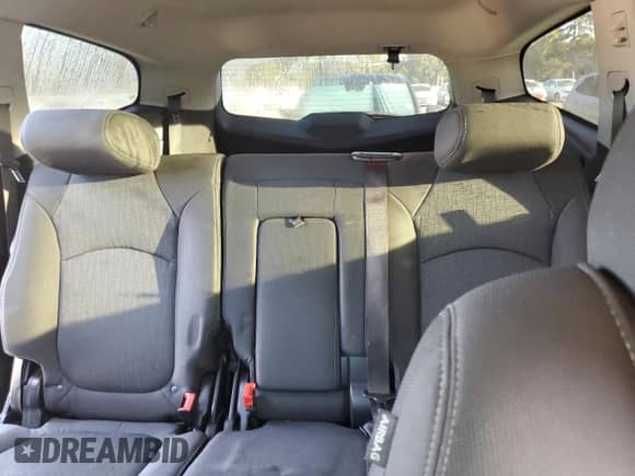 2016 Chevrolet Traverse LT z VIN 1GNKRGKD1GJ258305, wystawiony jako Copart lot #89497545 z przebiegiem 254 775 mil mil oraz Szkoda całkowita • Salvage title. Historia ofert i sprzedaży dostępna na DreamBid. Obrazek 10.