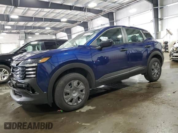 2025 Nissan Kicks S z VIN 3N8AP6BA4SL393987, wystawiony jako Copart lot #63095785 z przebiegiem 10 152 mil mil oraz Szkoda całkowita • Salvage title. Historia ofert i sprzedaży dostępna na DreamBid. Obrazek 1.