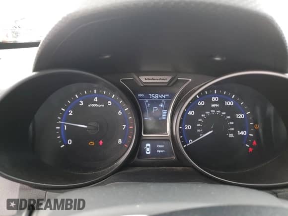 2014 Hyundai Veloster Turbo R-Spec с VIN KMHTC6AE1EU208532, выставлен на аукционе Copart как лот 70159995 с пробегом 75 844 миль миль и Списание • Salvage title. История ставок и продаж доступна на DreamBid. Изображение 9.