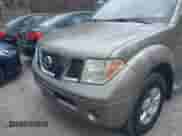 2007 Nissan Pathfinder S z VIN 5N1AR18W87C624626, wystawiony jako IAAI lot #42232820 z przebiegiem 113 607 mil mil oraz . Historia ofert i sprzedaży dostępna na DreamBid. Obrazek 6.