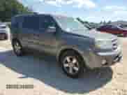 2011 Honda Pilot EX-L z VIN 5FNYF3H6XBB031109, wystawiony jako Copart lot #80355675 z przebiegiem 195 577 mil mil oraz Czysty tytuł • Clean title. Historia ofert i sprzedaży dostępna na DreamBid. Obrazek 4.