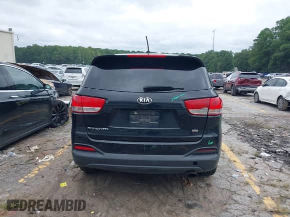 2016 Kia Sorento LX с VIN 5XYPG4A32GG048145, выставлен на аукционе IAAI как лот 42902853 с пробегом 157 509 миль миль и . История ставок и продаж доступна на DreamBid. Изображение 15.