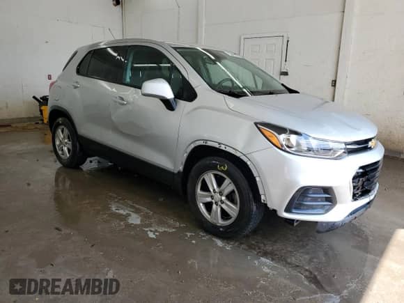 2021 Chevrolet Trax LS с VIN KL7CJKSB4MB307912, выставлен на аукционе Copart как лот 63120935 с пробегом Не указан миль и Чистый • Clean title. История ставок и продаж доступна на DreamBid. Изображение 4.