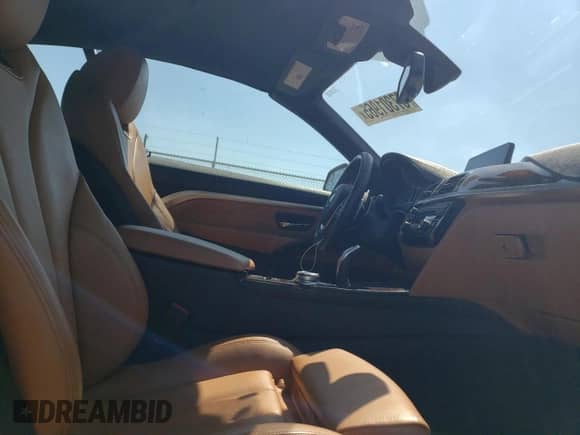 2018 BMW 4 Series 440i xDrive z VIN WBA4Z7C56JED47411, wystawiony jako Copart lot #67301965 z przebiegiem 41 451 mil mil oraz Szkoda całkowita • Salvage title. Historia ofert i sprzedaży dostępna na DreamBid. Obrazek 10.