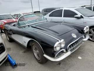 1958 Chevrolet Corvette с VIN J58S108981, выставлен на аукционе Copart как лот 75083334 с пробегом 78 617 миль миль и Списание • Salvage title. История ставок и продаж доступна на DreamBid. Изображение 4.