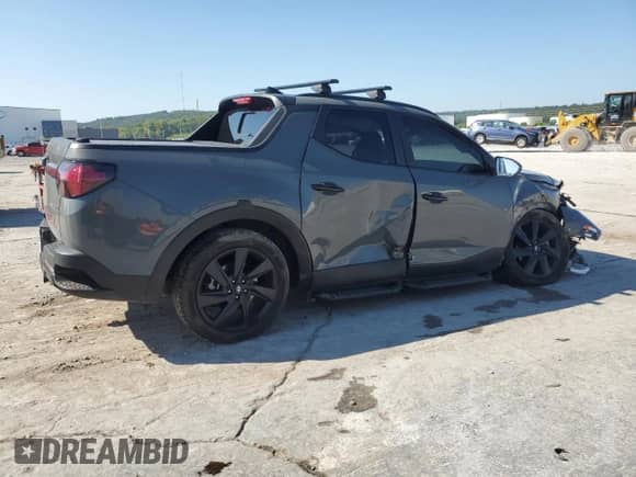 2024 Hyundai Santa Cruz Night Edition с VIN 5NTJCDDF1RH108789, выставлен на аукционе Copart как лот 71300495 с пробегом 22 315 миль миль и Списание • Salvage title. История ставок и продаж доступна на DreamBid. Изображение 3.