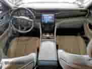 2022 Jeep Grand Cherokee Overland с VIN 1C4RJKDG3N8543181, выставлен на аукционе Copart как лот 68145415 с пробегом 37 988 миль миль и Списание • Salvage title. История ставок и продаж доступна на DreamBid. Изображение 8.