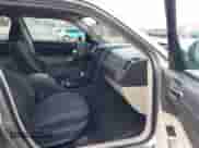 2005 Chrysler 300 300 z VIN 2C3JA43R05H137403, wystawiony jako IAAI lot #41399519 z przebiegiem 135 044 mil mil oraz . Historia ofert i sprzedaży dostępna na DreamBid. Obrazek 5.