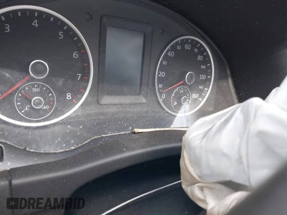 2011 Volkswagen Tiguan S with VIN WVGAV7AX4BW506582, listed as a IAAI auction lot 42080965 with Not provided miles and . Bid and sale history available at DreamBid. Image 7.