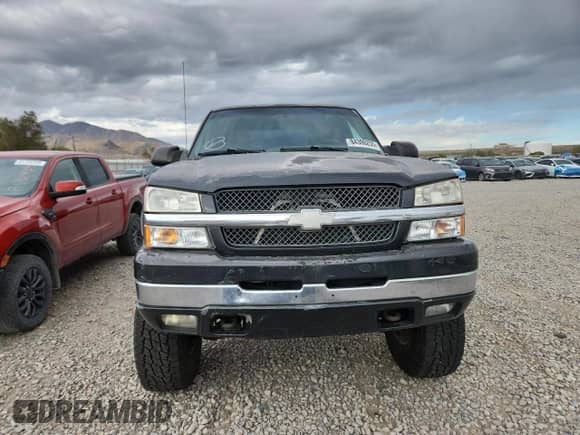 2003 Chevrolet Silverado 2500HD LS с VIN 1GCHK23153F256455, выставлен на аукционе Copart как лот 84300255 с пробегом 192 616 миль миль и Списание • Salvage title. История ставок и продаж доступна на DreamBid. Изображение 5.