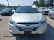 2014 Hyundai Tucson SE with VIN KM8JU3AG7EU827995, listed as a IAAI auction lot 43132438 with 133,127 mi miles and . Bid and sale history available at DreamBid. Image 12.