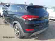 2016 Hyundai Tucson Sport z VIN KM8J33A27GU157035, wystawiony jako IAAI lot #43358962 z przebiegiem 147 793 mil mil oraz . Historia ofert i sprzedaży dostępna na DreamBid. Obrazek 3.