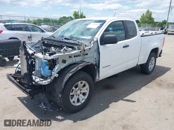 2018 Chevrolet Colorado 2WD Work Truck z VIN 1GCHSBEN4J1155188, wystawiony jako IAAI lot #42340002 z przebiegiem 83 422 mil mil oraz . Historia ofert i sprzedaży dostępna na DreamBid. Obrazek 2.