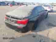 2012 BMW 7 Series 740Li z VIN WBAKB4C56CC576810, wystawiony jako IAAI lot #43364646 z przebiegiem 115 234 mil mil oraz . Historia ofert i sprzedaży dostępna na DreamBid. Obrazek 4.