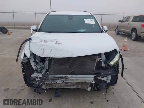2023 Chevrolet Traverse LT with VIN 1GNERHKW7PJ171321, listed as a IAAI auction lot 41493289 with 40,383 mi miles and . Bid and sale history available at DreamBid. Image 6.