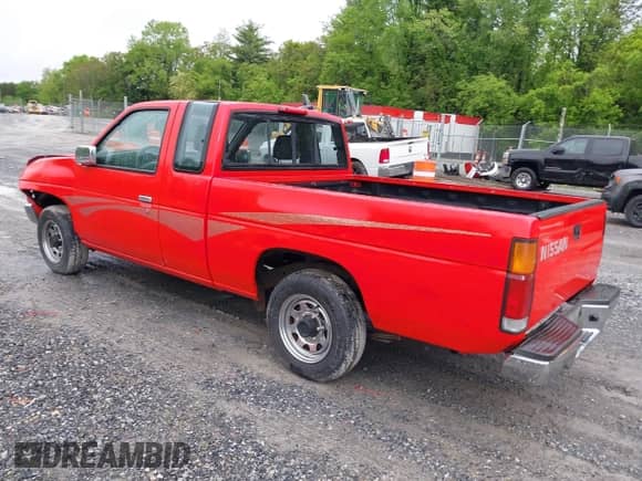 1995 Nissan Frontier with VIN 1N6SD16S2SC384115, listed as a IAAI auction lot 42232654 with 120,887 mi miles and . Bid and sale history available at DreamBid. Image 3.