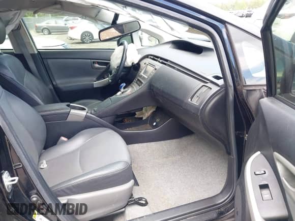 2014 Toyota Prius Four с VIN JTDKN3DU3E1775225, выставлен на аукционе IAAI как лот 42813861 с пробегом 207 726 миль миль и . История ставок и продаж доступна на DreamBid. Изображение 5.