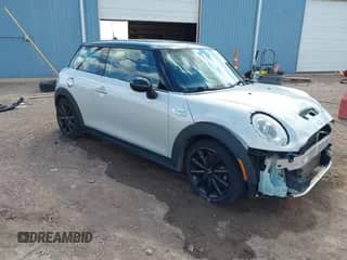2014 MINI Hardtop S z VIN WMWXM7C50ET985423, wystawiony jako IAAI lot #43314017 z przebiegiem 75 362 mil mil oraz . Historia ofert i sprzedaży dostępna na DreamBid. Obrazek 1.