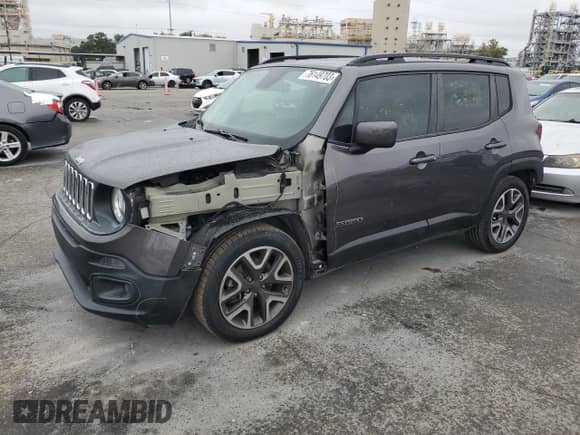 2017 Jeep Renegade Latitude z VIN ZACCJABB8HPF10438, wystawiony jako Copart lot #76149703 z przebiegiem 53 754 mil mil oraz Szkoda całkowita • Salvage title. Historia ofert i sprzedaży dostępna na DreamBid. Obrazek 1.