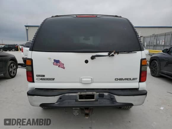 2005 Chevrolet Tahoe LT with VIN 1GNEC13T55R195659, listed as a Copart auction lot 89521685 with 301,332 mi miles and Clean title. Bid and sale history available at DreamBid. Image 6.
