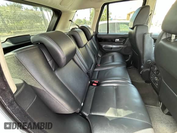 2013 Land Rover Range Rover Sport HSE z VIN SALSF2D44DA798902, wystawiony jako Copart lot #85946835 z przebiegiem 141 104 mil mil oraz Czysty tytuł • Clean title. Historia ofert i sprzedaży dostępna na DreamBid. Obrazek 6.