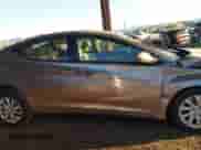 2013 Hyundai Elantra Limited z VIN 5NPDH4AE6DH169900, wystawiony jako IAAI lot #42843155 z przebiegiem 192 116 mil mil oraz . Historia ofert i sprzedaży dostępna na DreamBid. Obrazek 13.