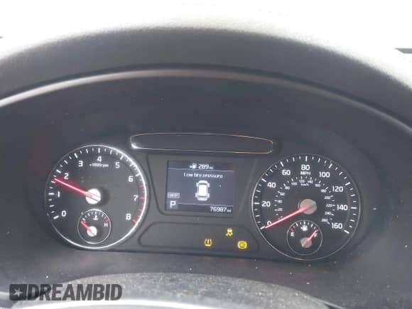 2019 Kia Sorento LX with VIN 5XYPG4A39KG532323, listed as a IAAI auction lot 41844566 with 76,987 mi miles and . Bid and sale history available at DreamBid. Image 7.