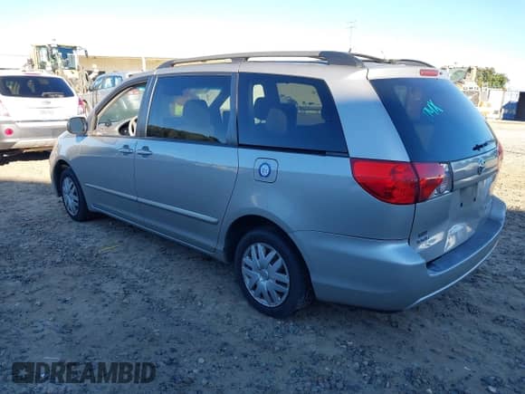 2010 Toyota Sienna CE с VIN 5TDKK4CC5AS315181, выставлен на аукционе IAAI как лот 43497500 с пробегом 225 749 миль миль и . История ставок и продаж доступна на DreamBid. Изображение 3.